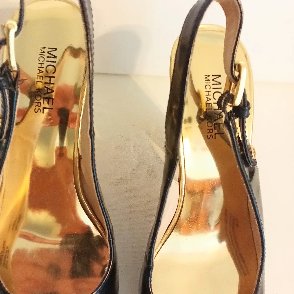 Michael Kors Espadrille Black patent leather peep toe platform heels siz…